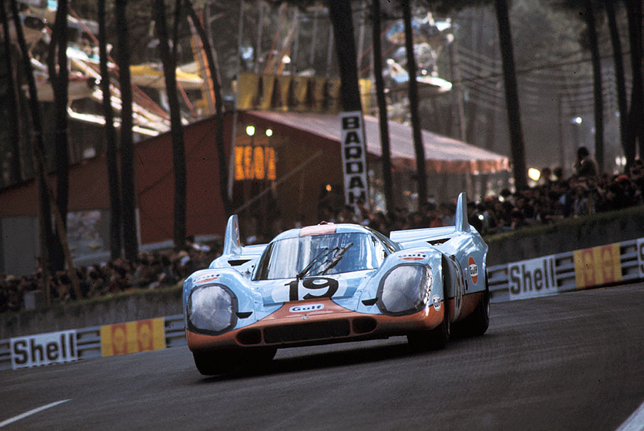 The Porsche 917K #031/026 of J. W. Automotive Engineering driven by Richard Attwood (GB) and Herbert Müller (CH) will become second placed after 24hrs