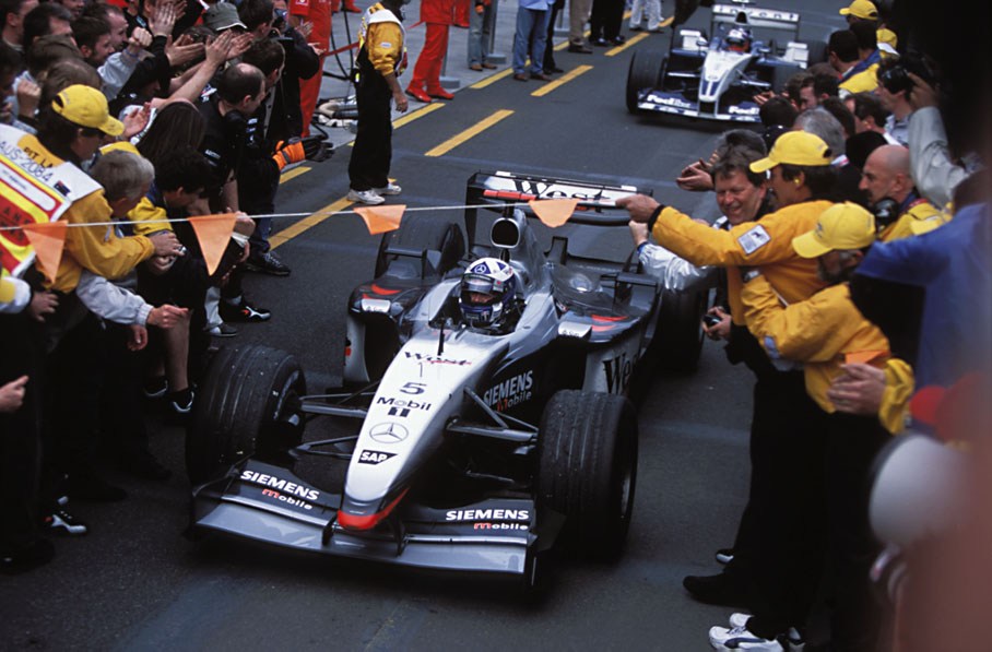 Winner David Coulthard finishing the victory lap