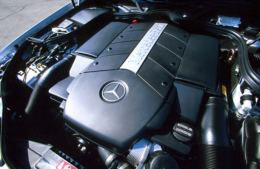 Mercedes-Benz CLS 500, 2004
