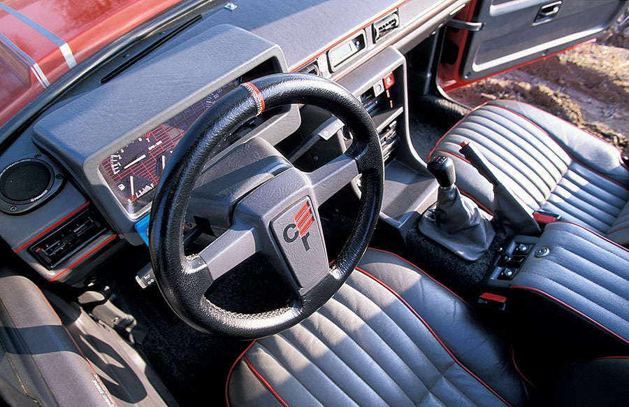 Reliant Scimitar 1800Ti