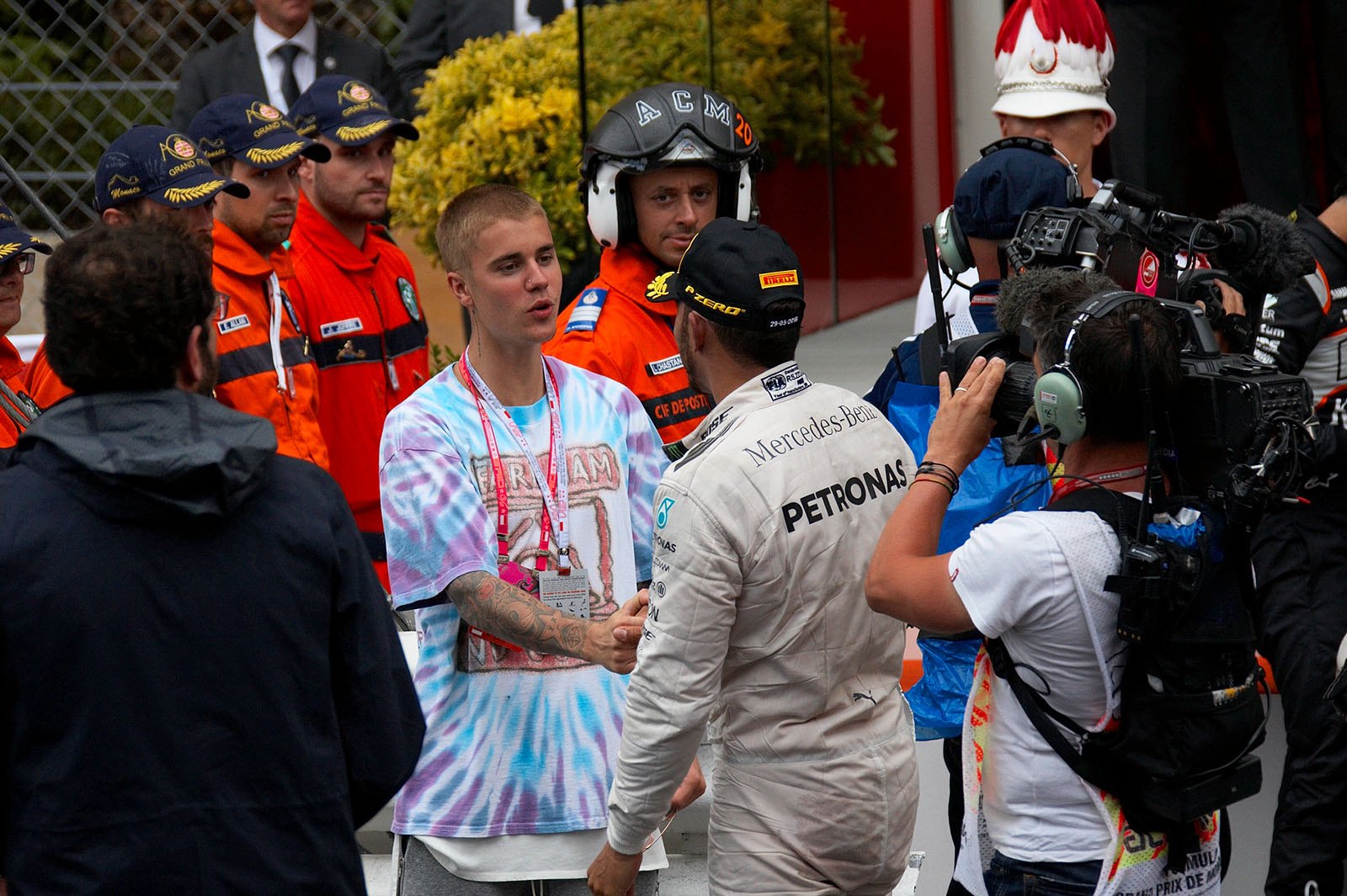 Justin Bieber congratulates Lewis Hamilton for his 1st victory of the 2016 F1 season, Monte Carlo Grand Prix, 2016