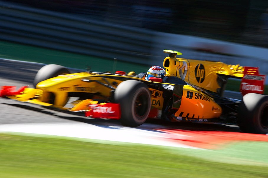 Vitaly Petrov, Renault