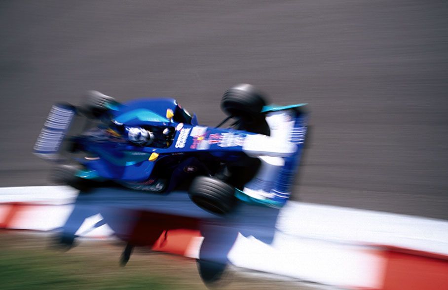 Kimi, pan-shot