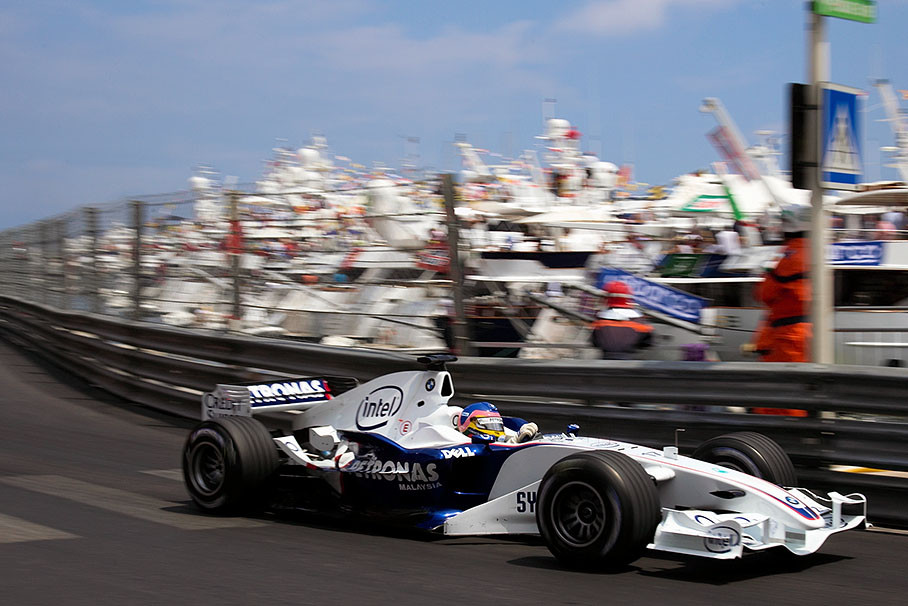 Jacques Villeneuve at Tabac