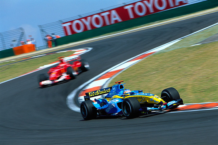 Jacques Villeneuve in front of his old rival Michael