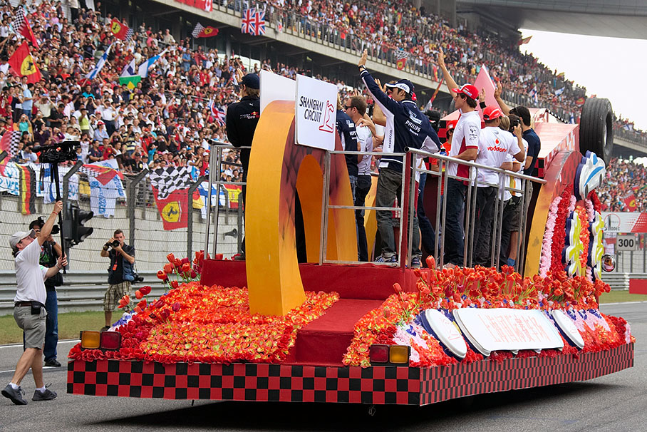 The official opening ceremony for an exciting F1 carnival Sunday