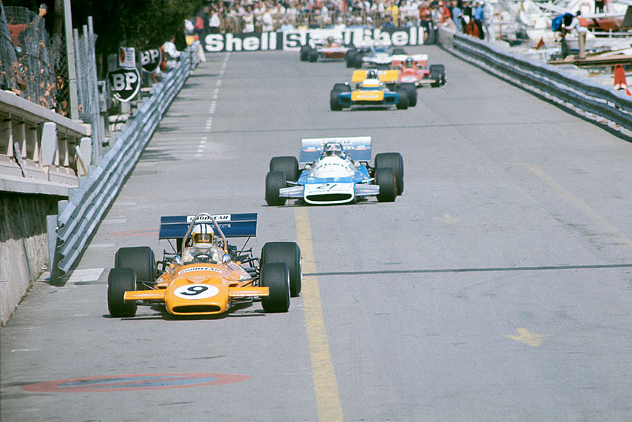 Denny Hulme, McLaren-Cosworth M19A