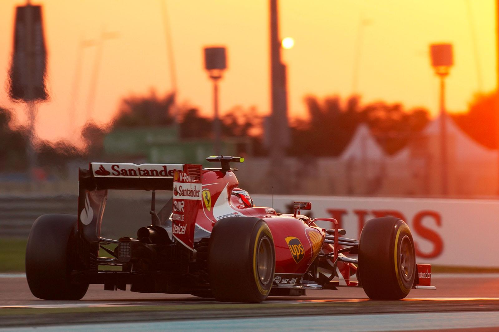 Kimi Raikkonen, Ferrari, helding on to third place