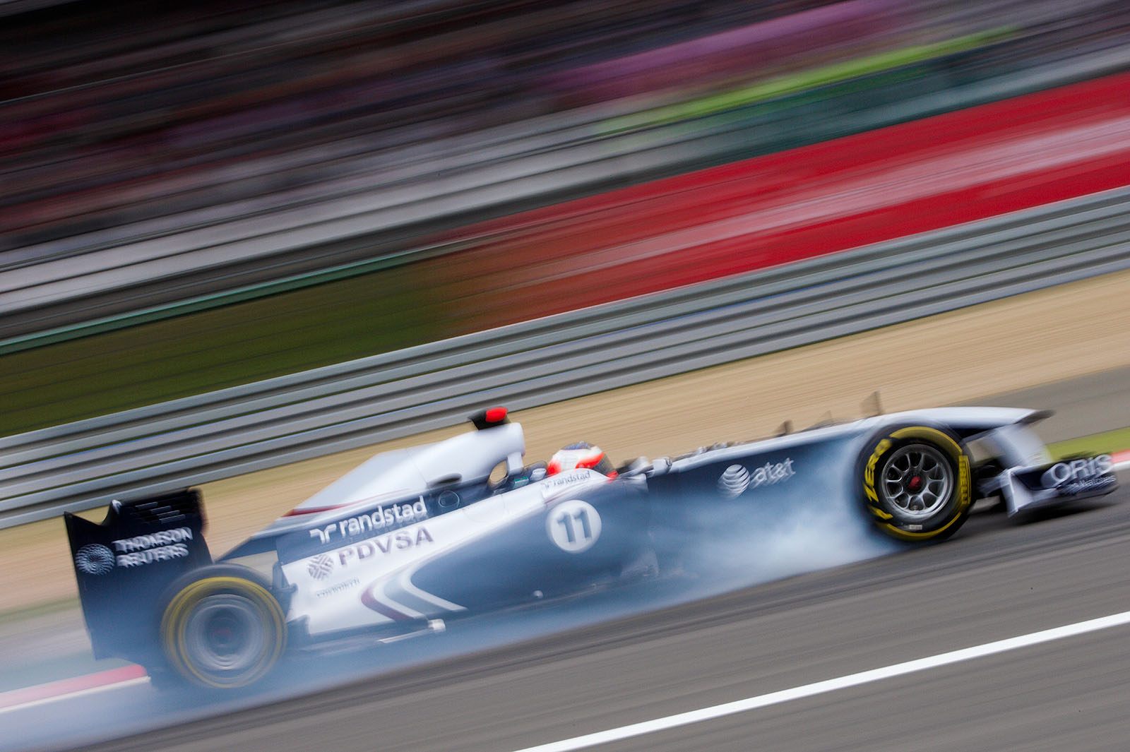 Rubens Barrichello locks the brakes of his Williams-Cosworth car
