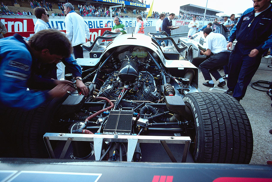 Car #62 Sauber C9 - Mercedes Benz driven by Jean-Louis Schlesser (F), Jean-Pierre Jabouille, (F) and Alain Cudini, (F)