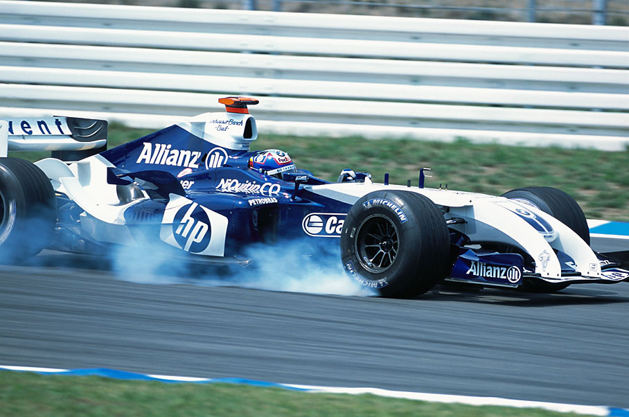 Montoya breaking into the hairpin