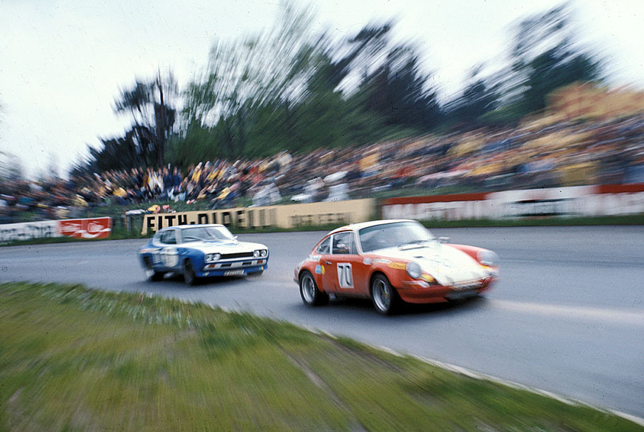 Günter Steckkönig (D) and Dieter Schmid (D) on Porsche 911 S entered by E. Strähle KG becomes second placed in GT+2.0 class (tenth overall)