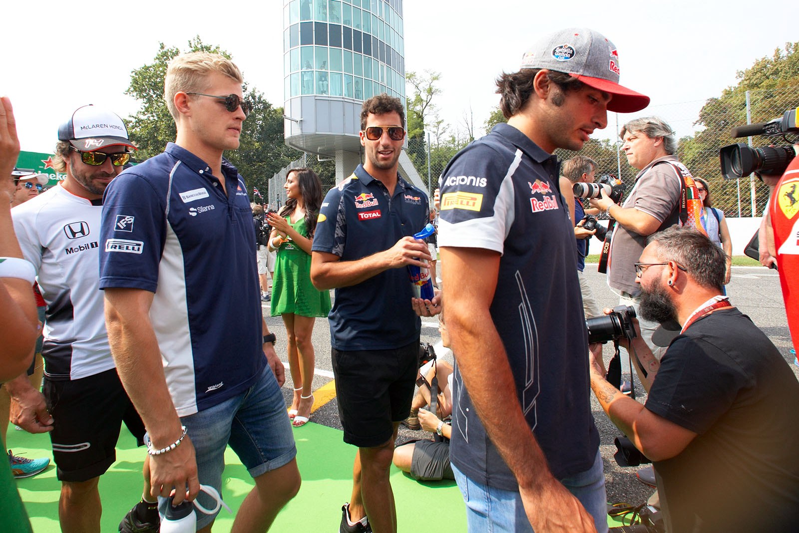 On their way to the drivers parade: Sainz, Ricciardo, Ericsson and Alonso, Monza, Italian Grand Prix, 2016