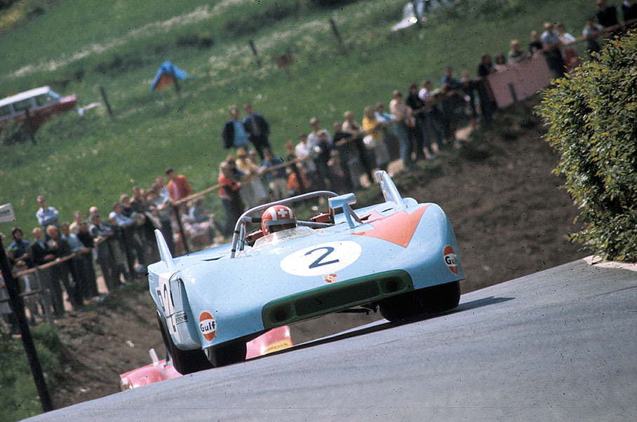 Jo Siffert (CH) in John Wyer's Porsche 908/03 012