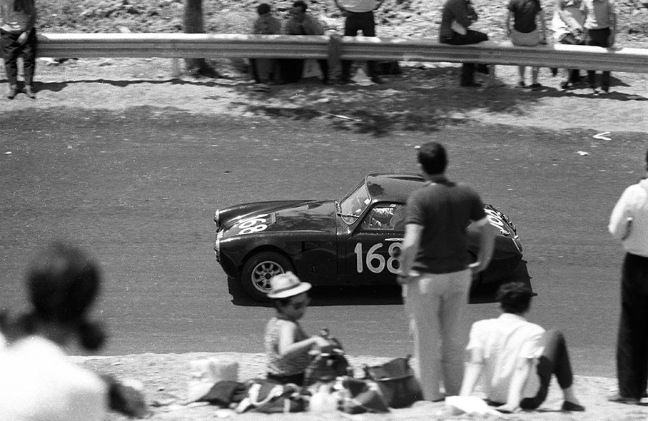 Jack Wheeler (GB) and Martin Davidson (GB) on an Austin-Healey Sebring Sprite Mk.1