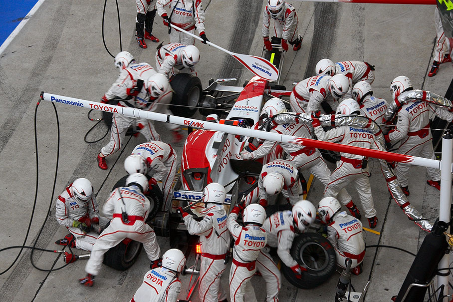 Pit stop of Timo Glock, Panasonic Toyota