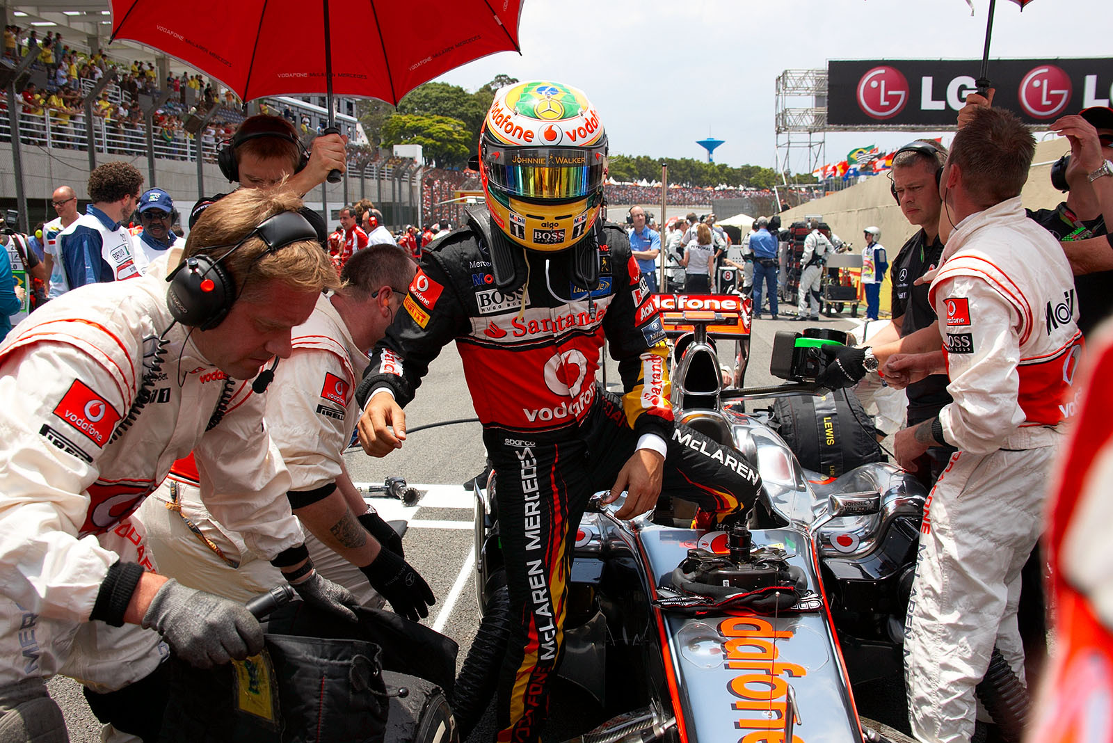 Lewis Hamilton, McLaren Mercedes, has put the car on position on the grid before the season's final race