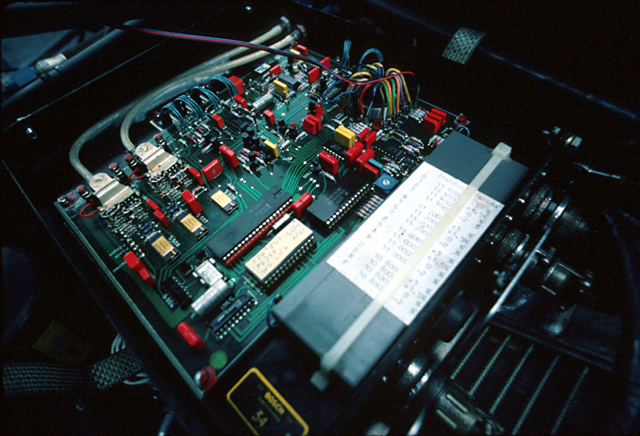 High-end 80s F1 computer technology