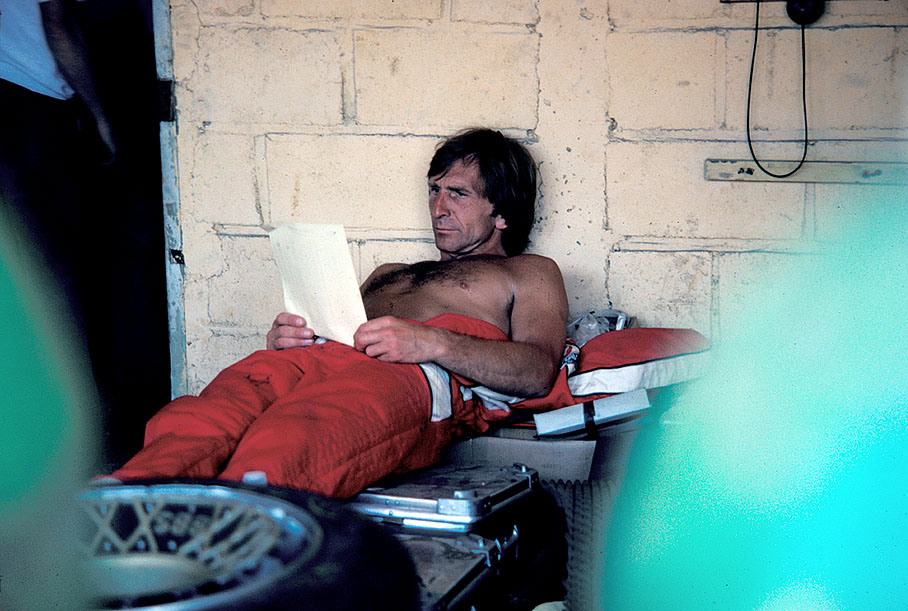 Derek Bell in Porsche pits during the 24hrs Le Mans 1981