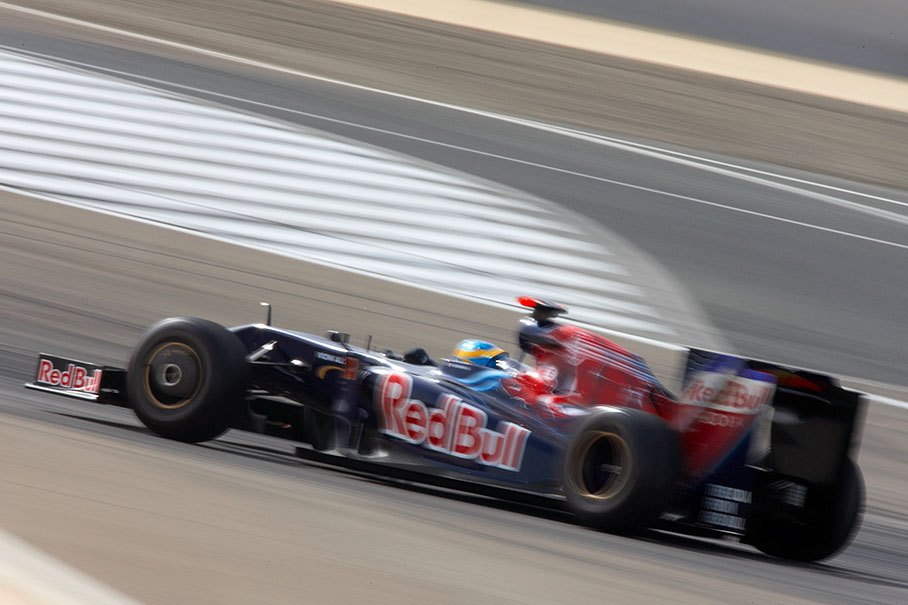 Sebastien Bourdais, Scuderia Toro Rosso
