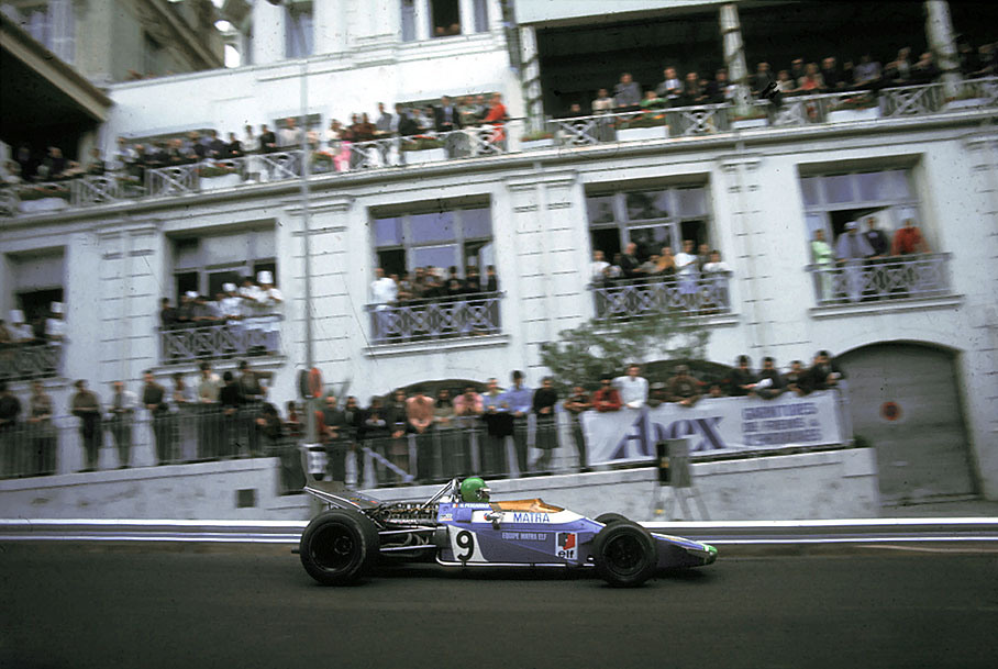 Henri Pescarolo in his Matra Simca-Matra MS120