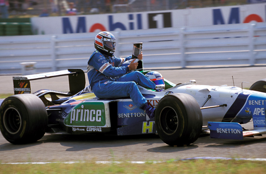 Jean Alesi offers a ride to Gerhard Berger, German GP 1996