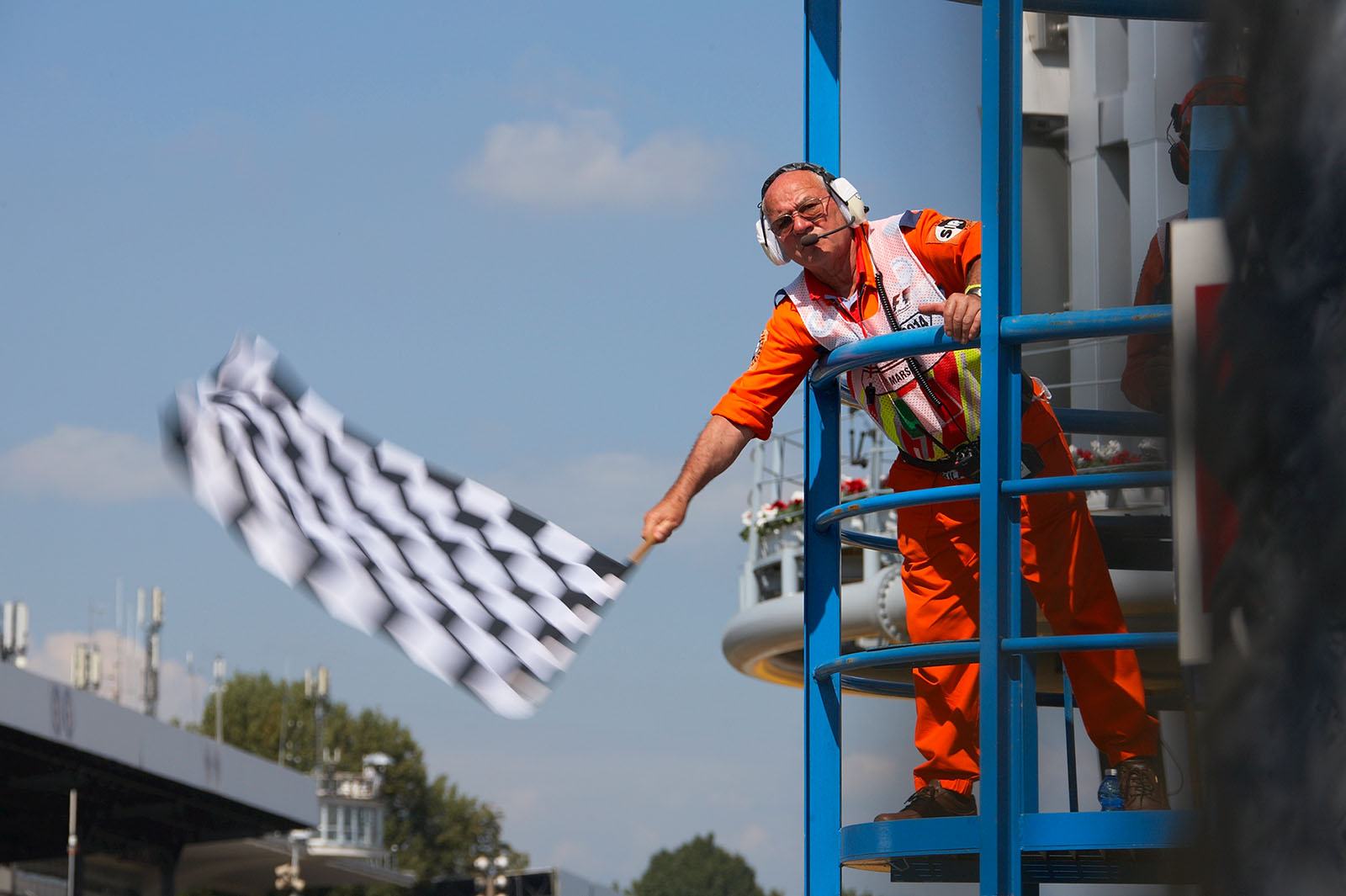 End of qualifying session