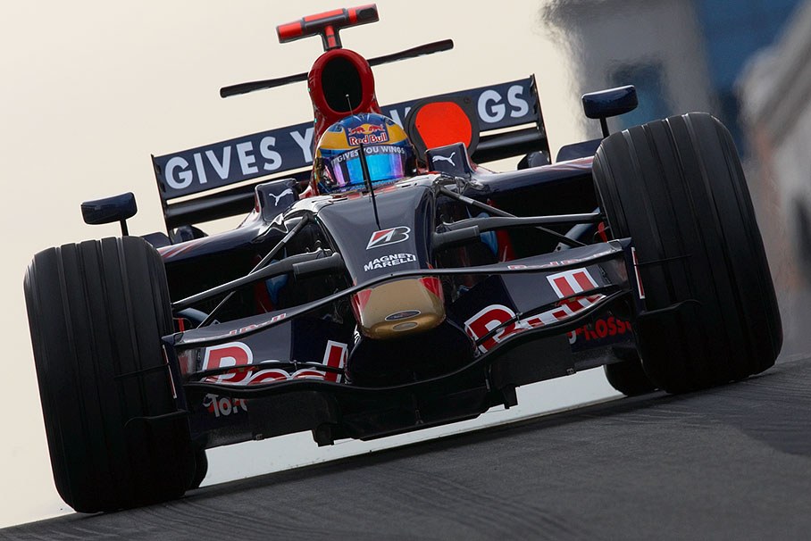 Sebastien Bourdais, Scuderia Toro Rosso