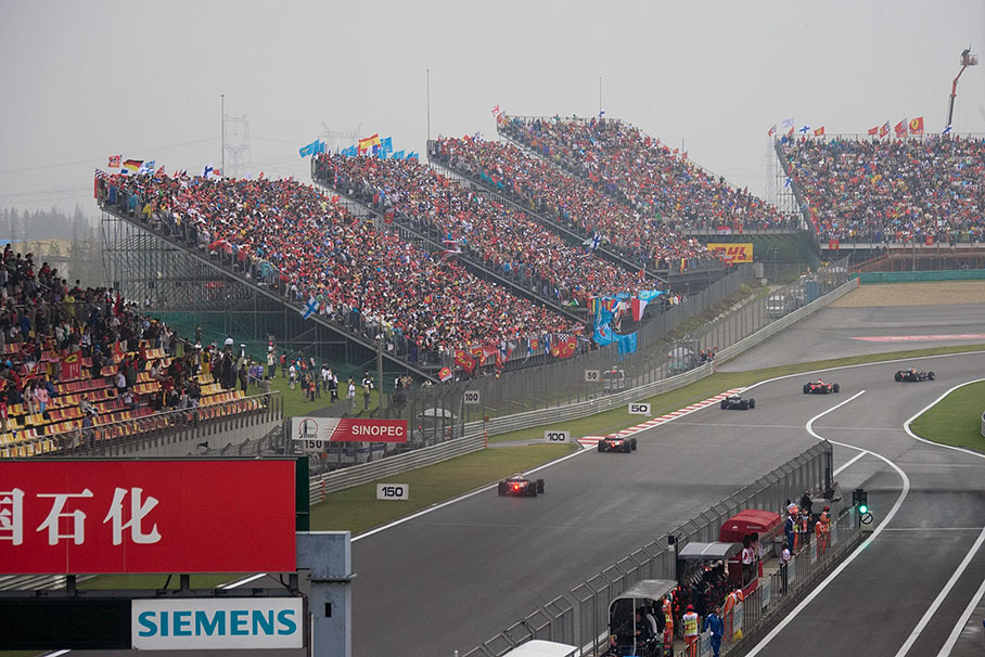 Queue of cars at the end of straight
