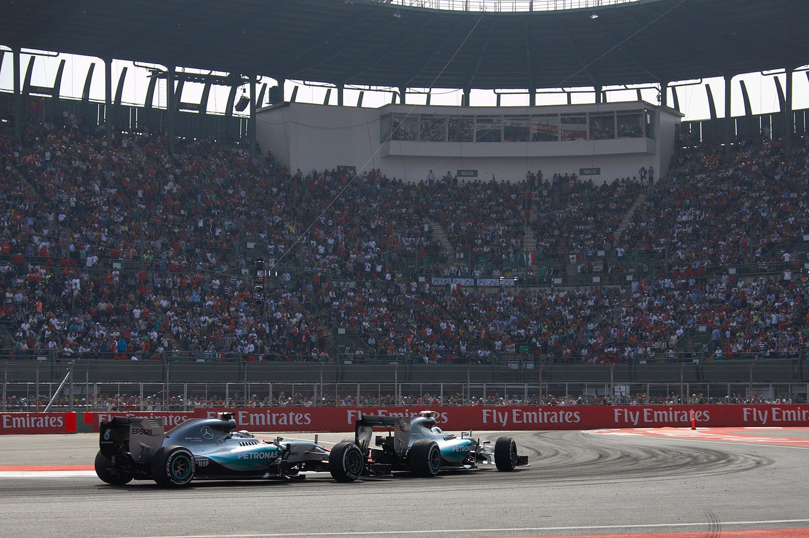 Both Mercedes await the restart, with Lewis Hamilton now very close behind pace setter and race leader Nico Rosberg, Mexican Grand Prix, 2015