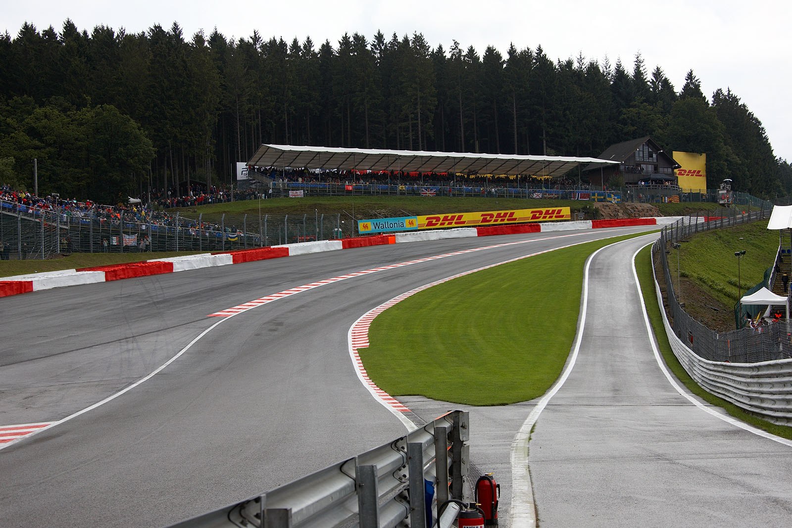 Eau Rouge