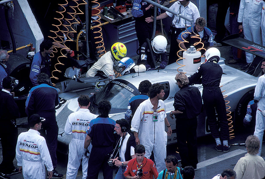Pit stop and driver exchange of car #63 Sauber C9 - Mercedes Benz driven by Jochen Mass (D), Manuel Reuter (D) and Stanley Dickens (S)