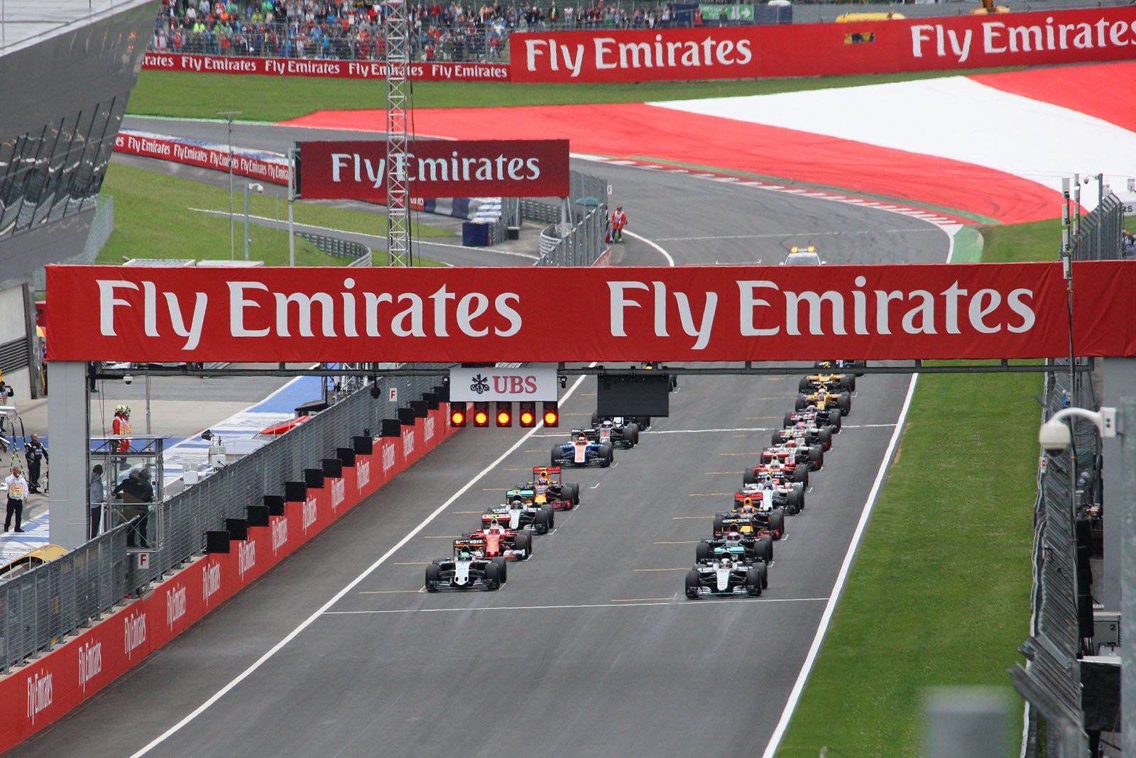 All red lights on, with Lewis Hamilton, Mercedes, on pole position, alongside him on the front row Nico Hulkenberg, Force India-Mercedes, Spielberg, Austrian Grand Prix, 2016