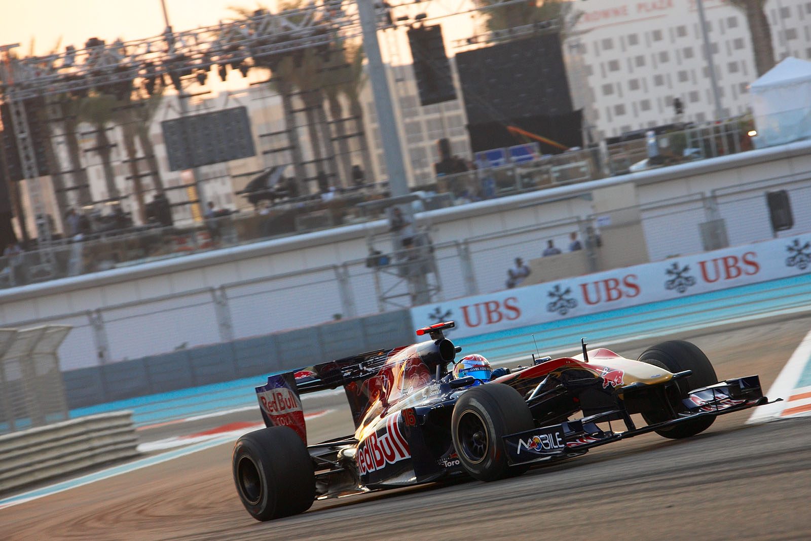 Sebastien Buemi, Toro Rosso
