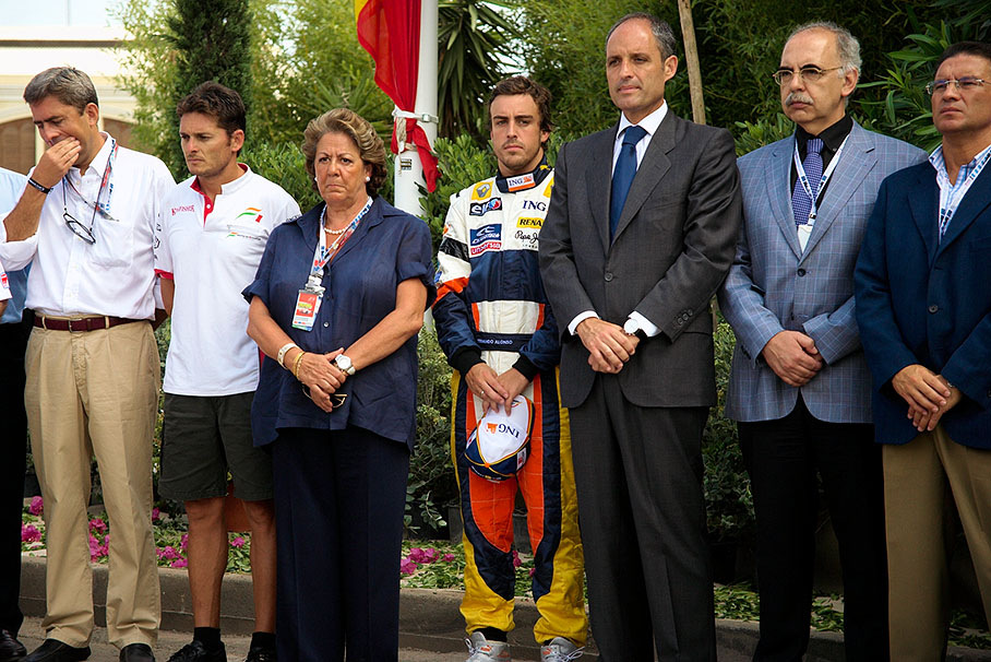 A moment of silence to honour the victims of an aeroplane crash in Madrid the previous day.