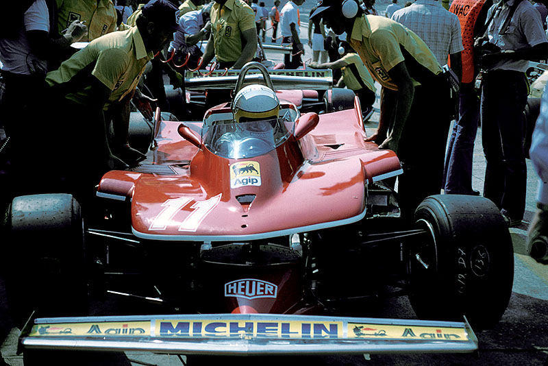 Ferrari mechanics take the bodywork off from Jody Scheckter's Ferrari, German GP Hockenheim 1979