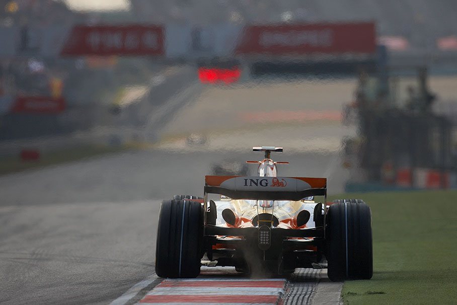 Alonso evaporates wood from his Renault car's bottom