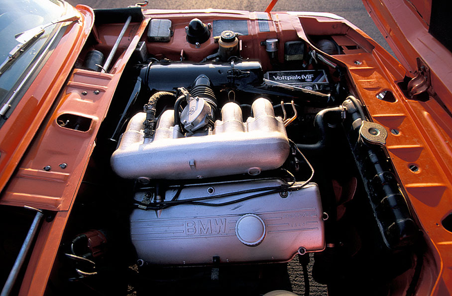 BMW 2002tii, 1971