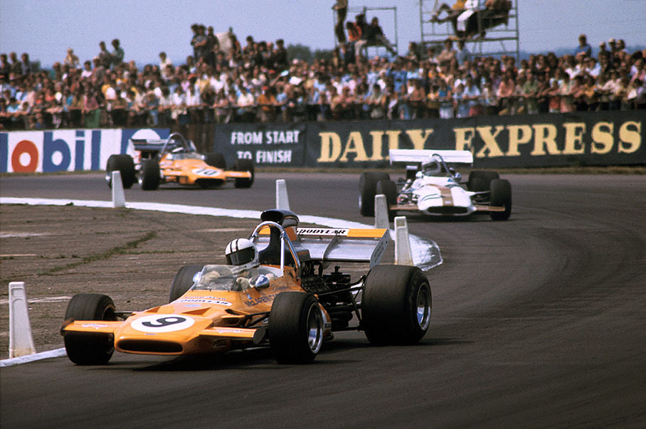 Denny Hulme, McLaren-Cosworth M19A