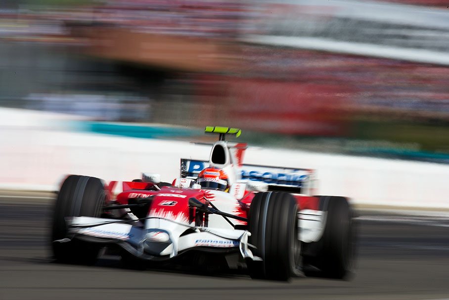 Timo Glock so far surely has the best race in his life