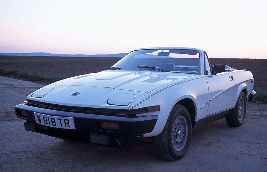 Triumph TR8