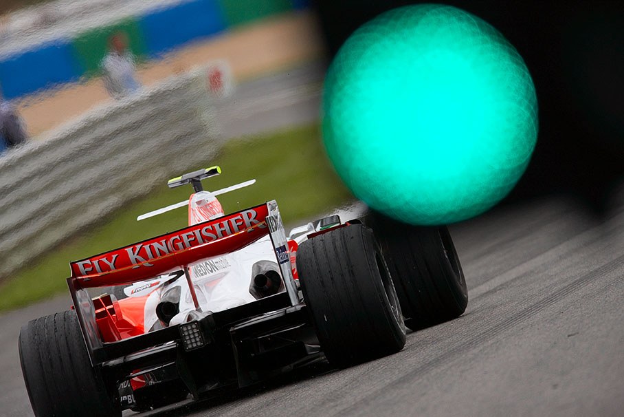 Green lights for Giancarlo Fisichella's Force India car