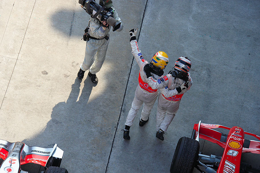 Dancing arm in arm, the new McLaren dream team