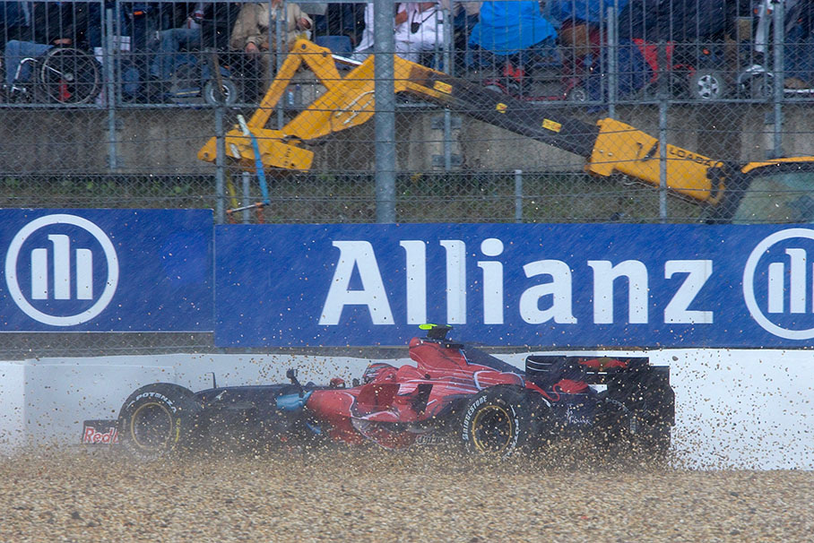 Liuzzi's the next in gravel trap