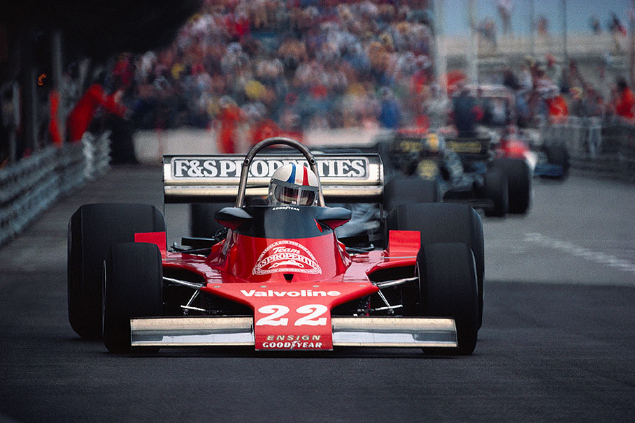 Chris Amon, Ensign