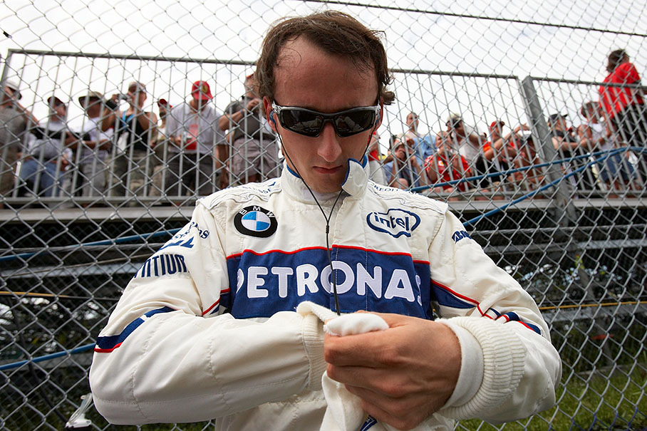 Robert Kubica dresses up for the race
