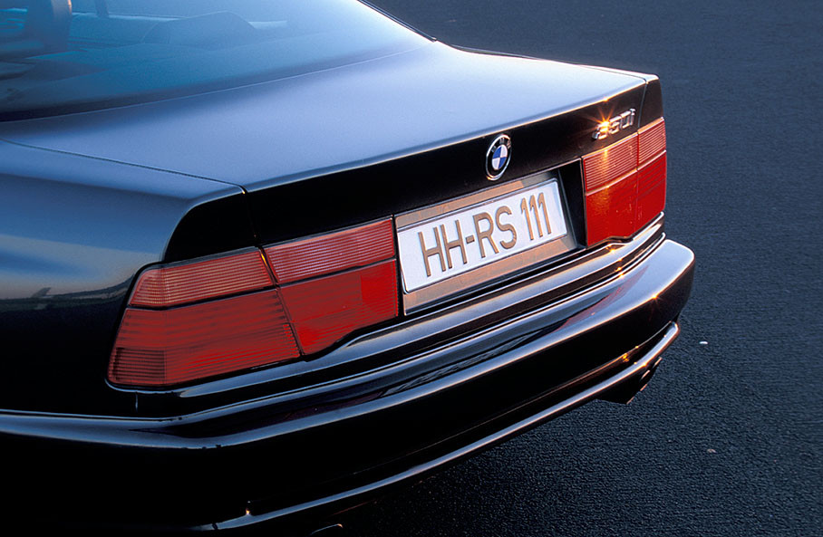 BMW 850i (E31), 1990
