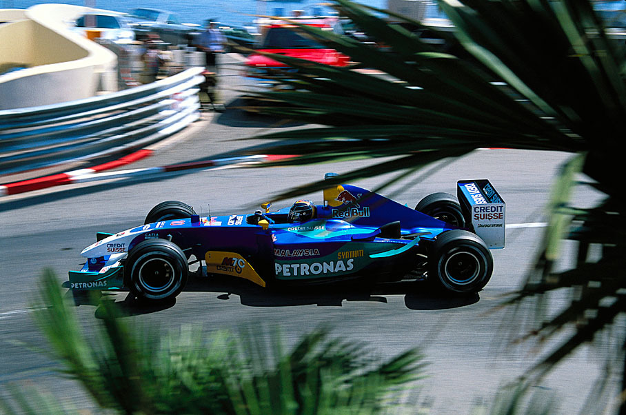 Heinz-Harald Frentzen in a tropical Monaco scenery