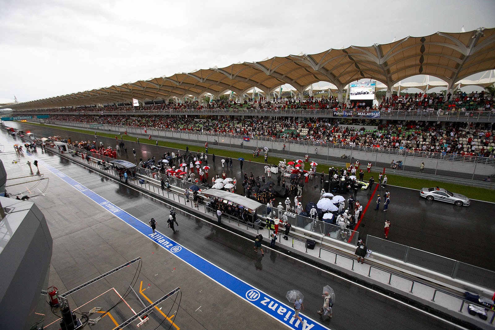 race is stopped due to heavy downpour