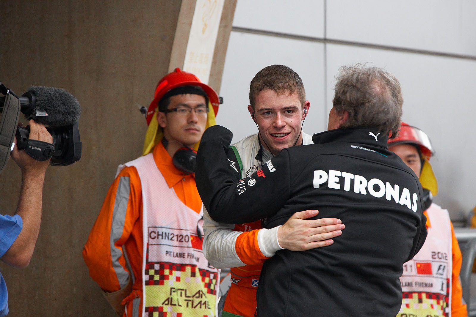 Also Paul di Resta gets a Haug hug